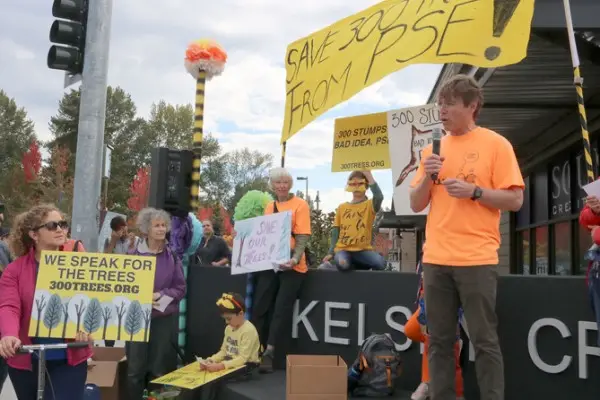 Don Marsh speaking at a rally in support of local trees